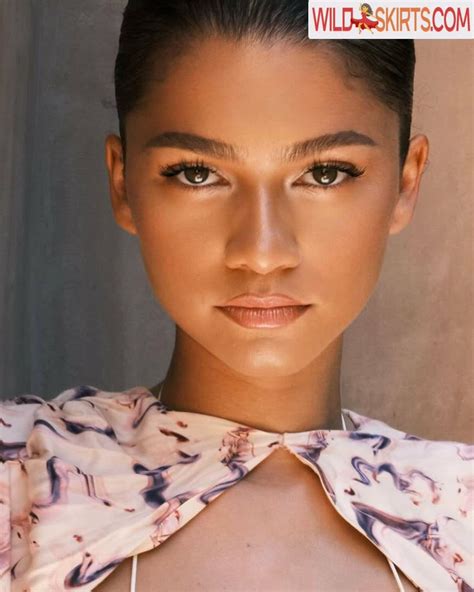 azn nude|ZENDAYA Nude .